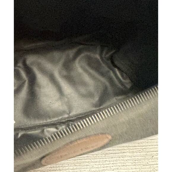 Bella Russo Charcoal Gray Weekender Canvas Bag Tote & Cosmetic Bag - Picture 4 of 12